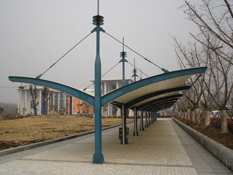 鋼結(jié)構(gòu)長(zhǎng)廊