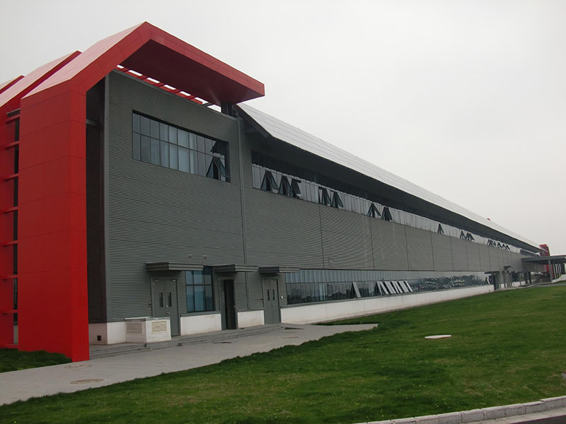 鋼結(jié)構(gòu)廠區(qū)